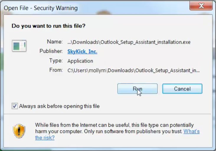 Outlook Setup Assistant open file, click Run.